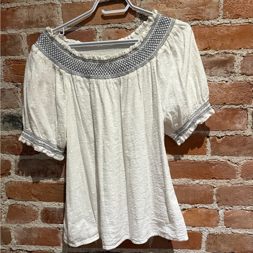 M - Old Navy blouse